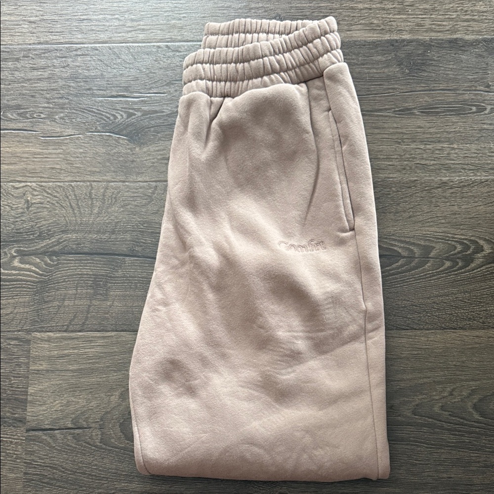 Comfrt Signature Sweatpants